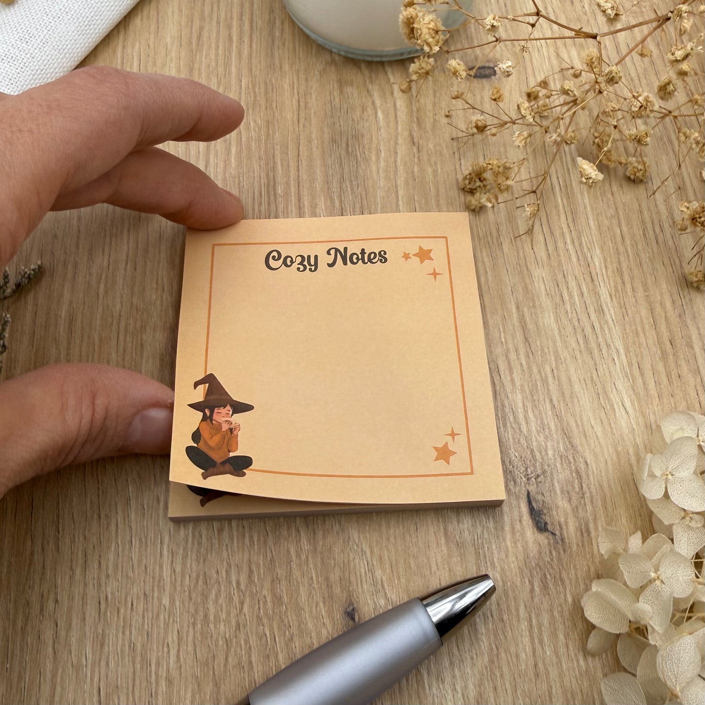 Cozy Notes – Haftnotizen mit Hexe, warme Journaling Sticky Notes, Notizzettel für Alltag & Rituale