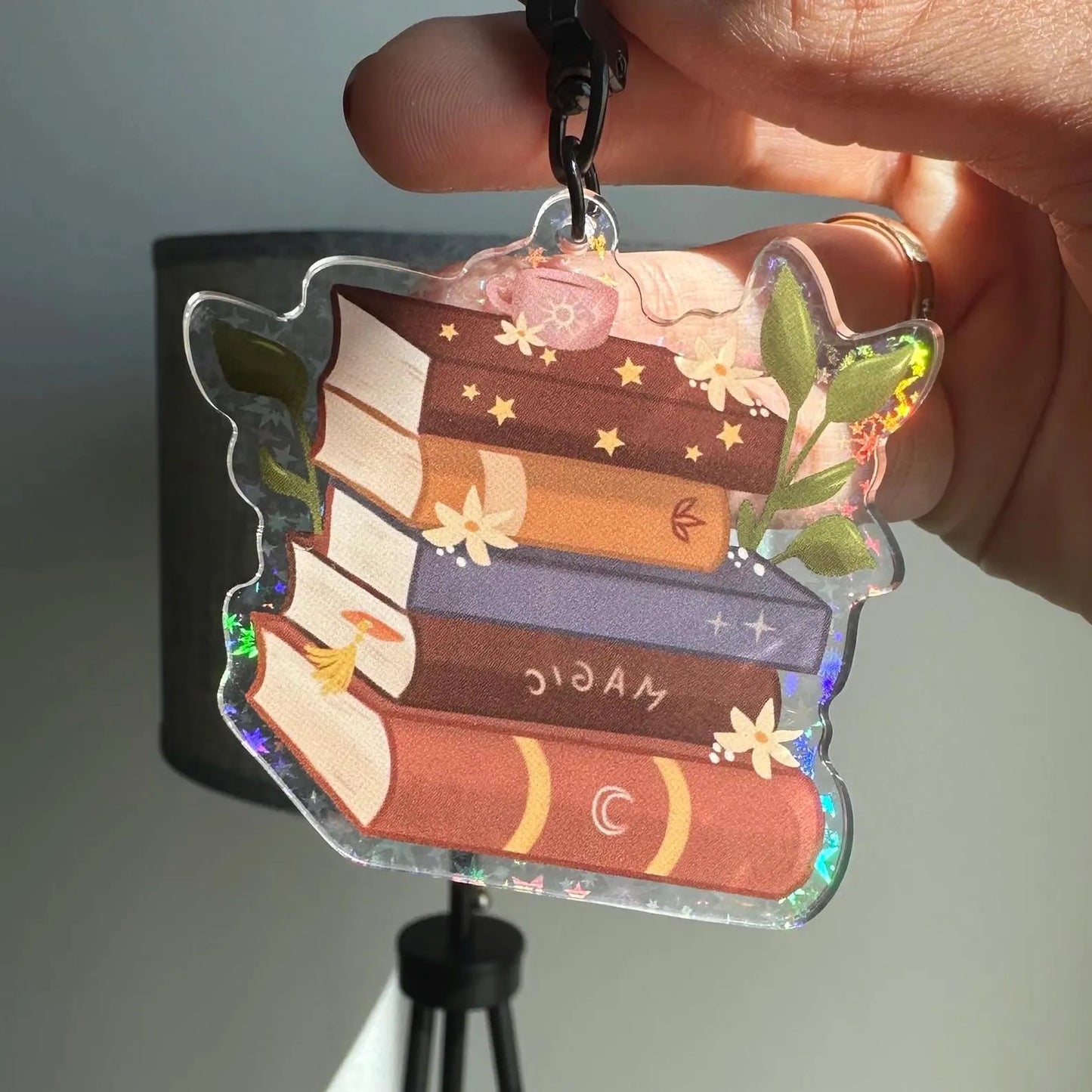 Bücher- Schlüsselanhänger mit Glitzer- Geschenk für Leseratten und Booknerds