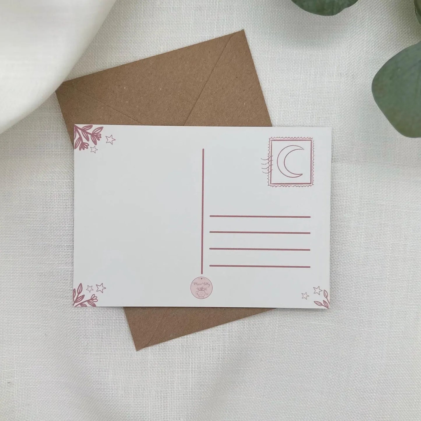 Hexe macht Kaffeepause mit Buch- Postkarte DIN A6