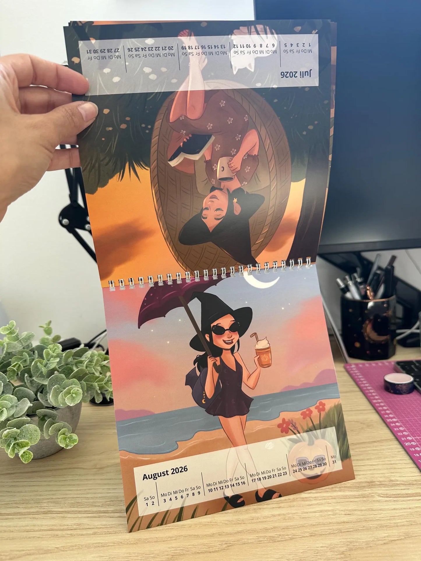 Tischkalender 2026 – MoonElly Illustrationen | Magischer Hexenkalender 20x20 cm