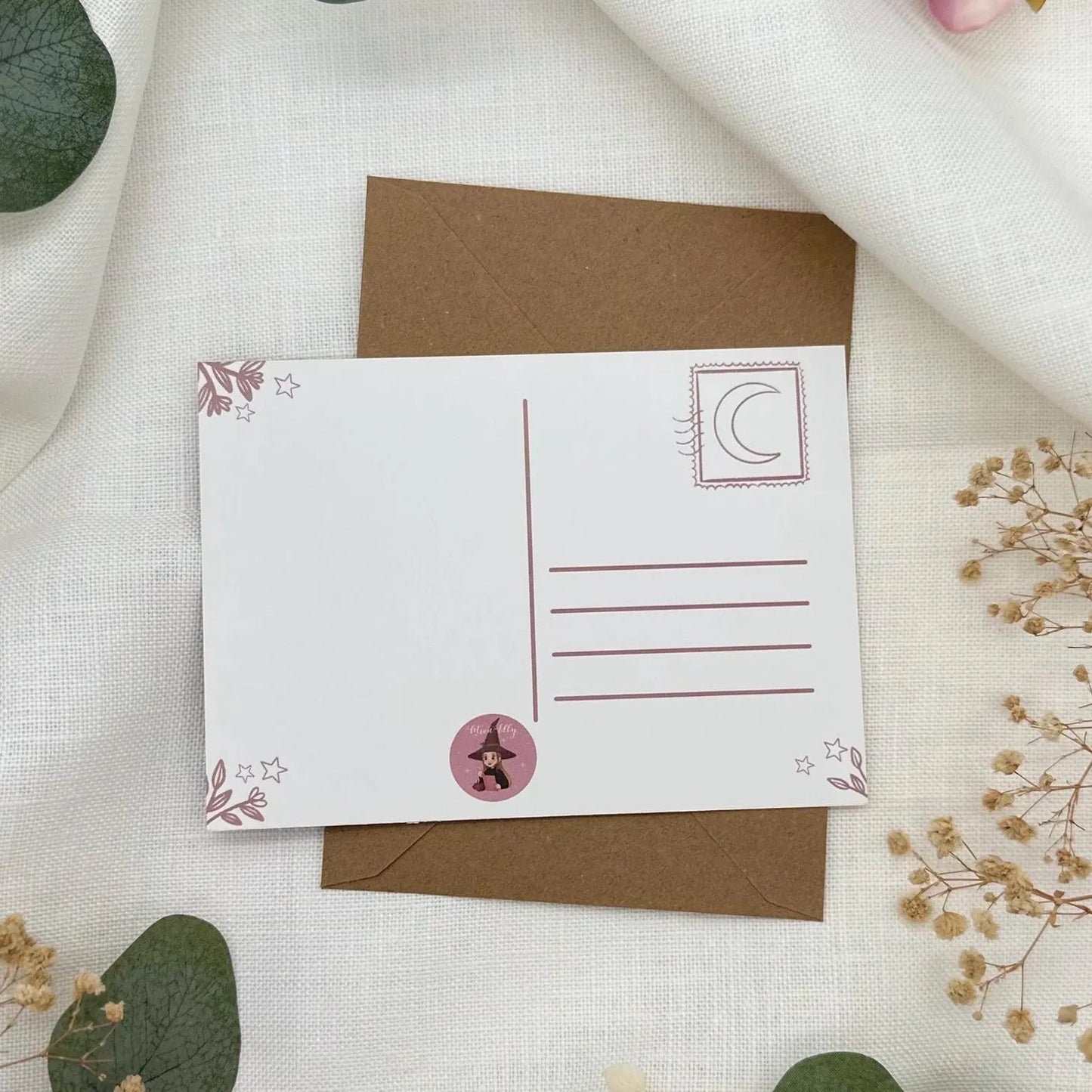 Postkarte ‚Im Einklang‘ – achtsame Illustration mit Blumenkranz, Natur & Leichtigkeit A6