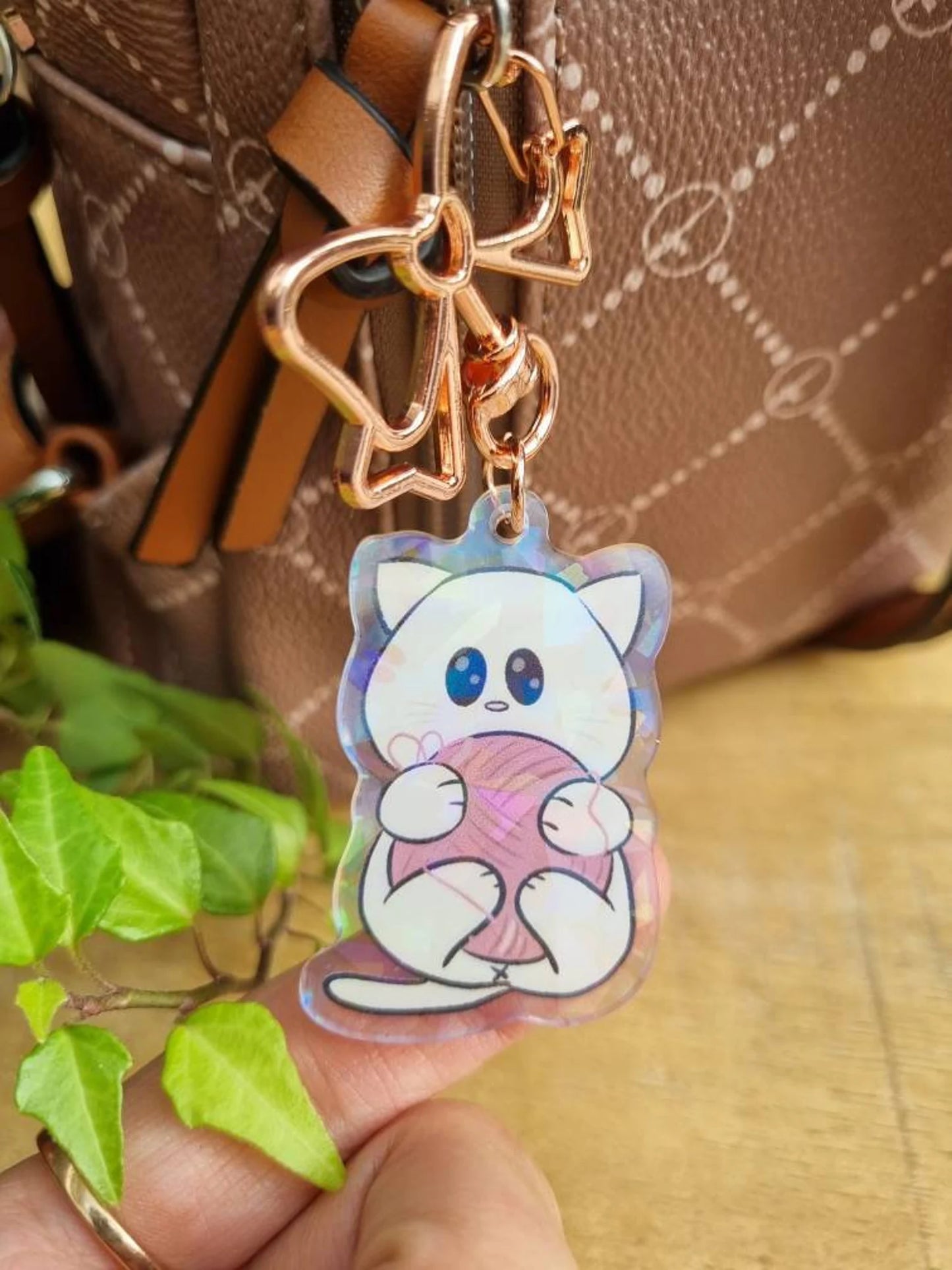 Schlüsselanhänger Katze mit Wolle- Glitzernd und Süß