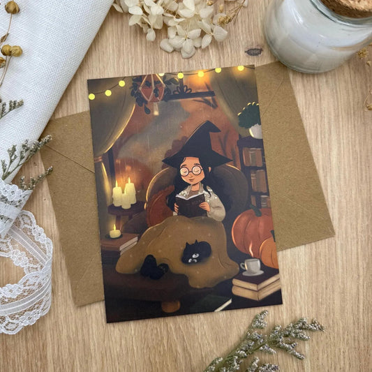 Magische Postkarte „Gemütliche Hexe mit Katze“ – Herbst Illustration