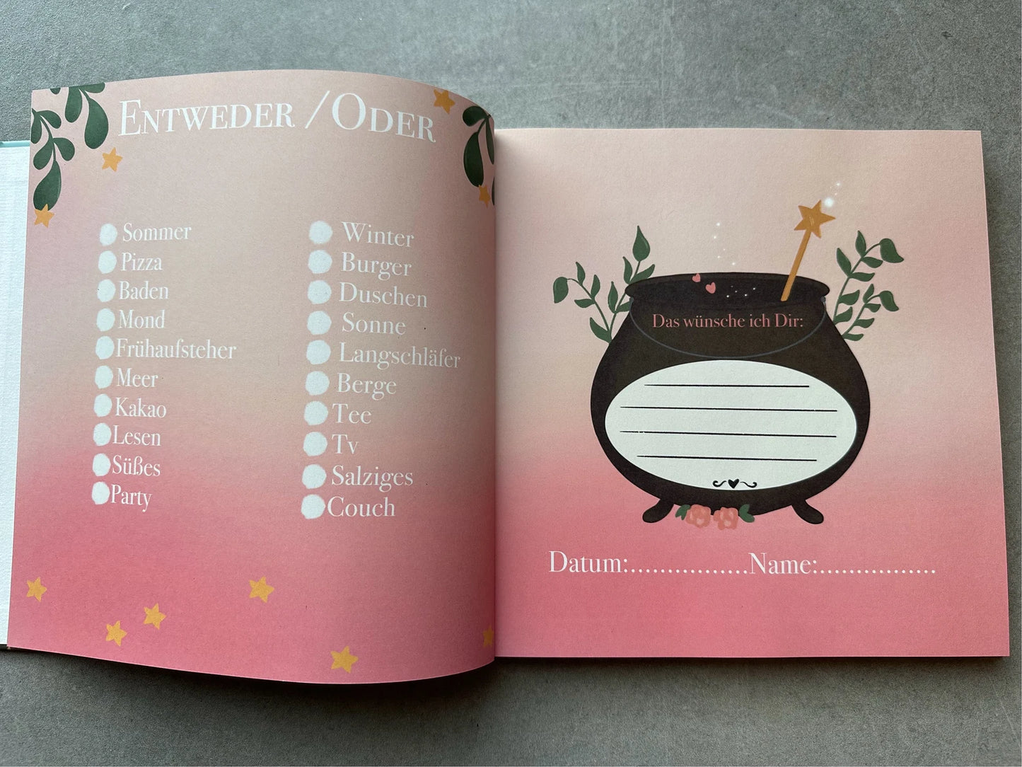 Freundebuch für Kindergarten und Schule- Magisches Hexenbuch mit Illustrationen