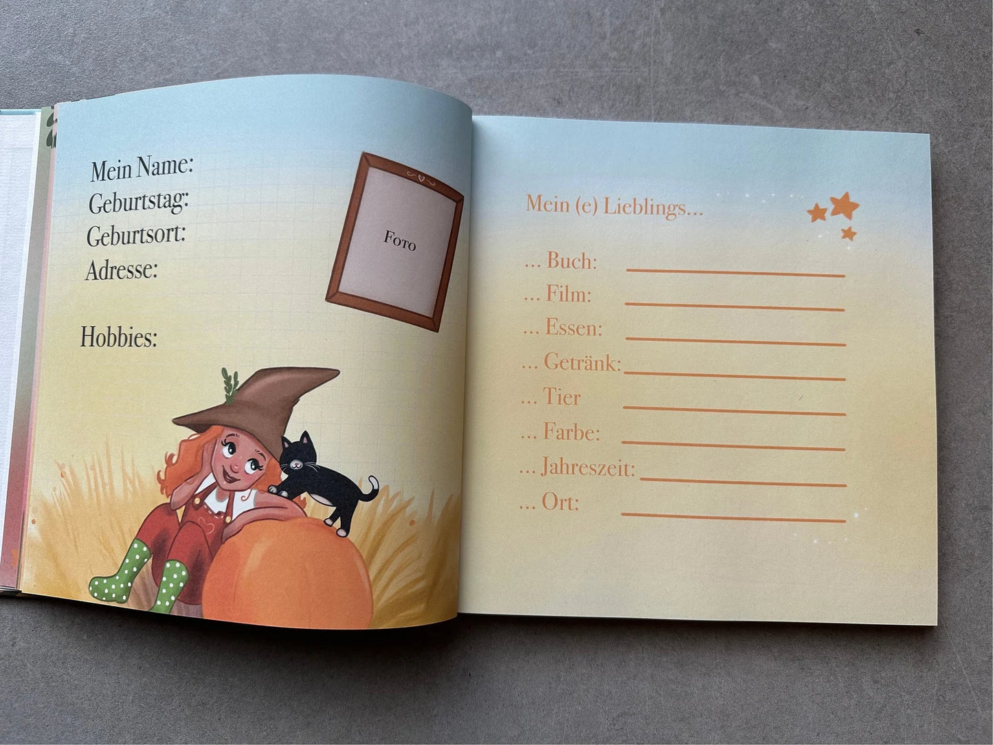 Freundebuch für Kindergarten und Schule- Magisches Hexenbuch mit Illustrationen