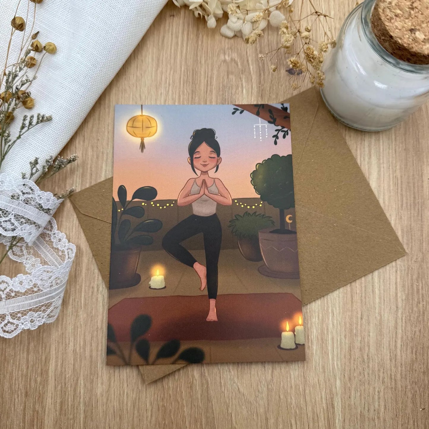 Postkarte Yoga Meditation - Achtsamkeit Karte DIN A6 - Illustration mit Umschlag - Selfcare Geschenk- Entspannung und Balance